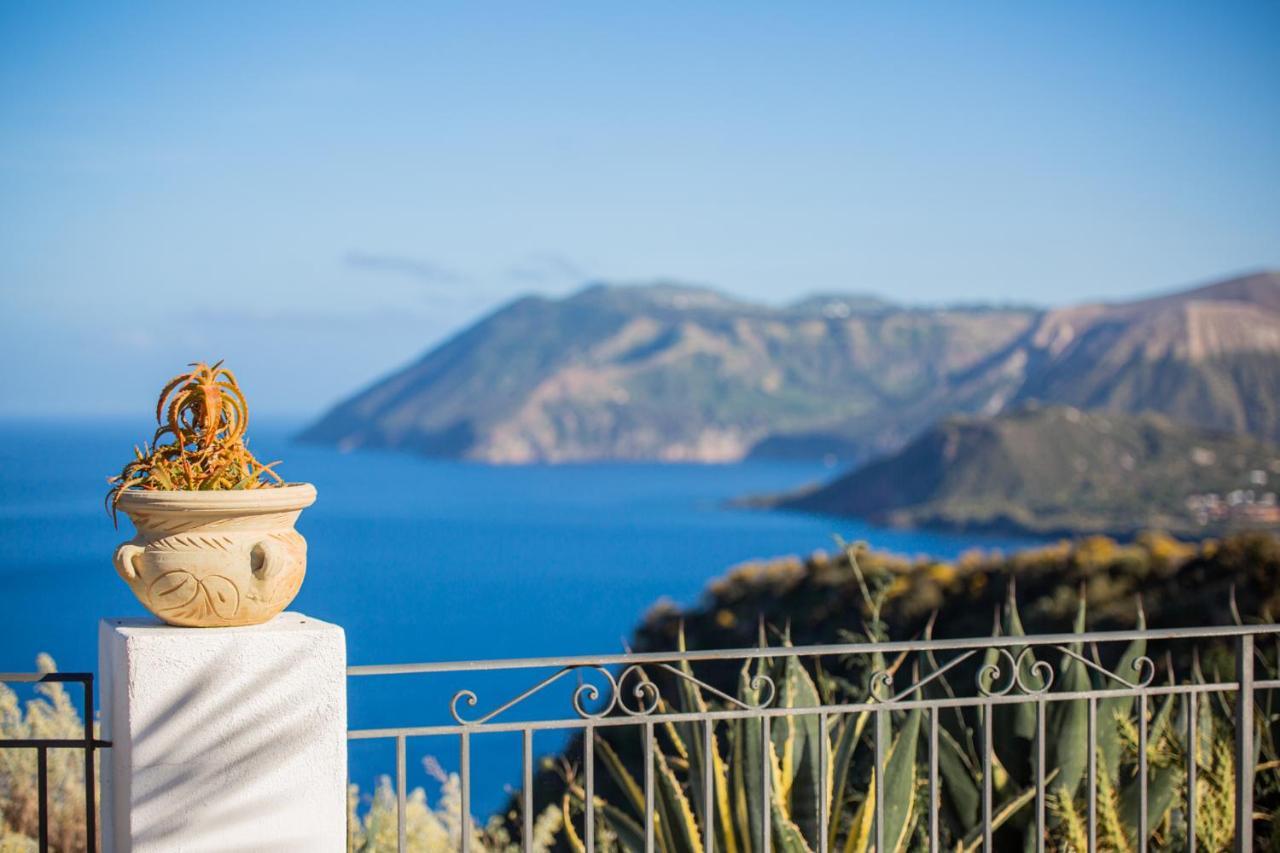 B&B Villa Maristella Lipari  Exterior photo