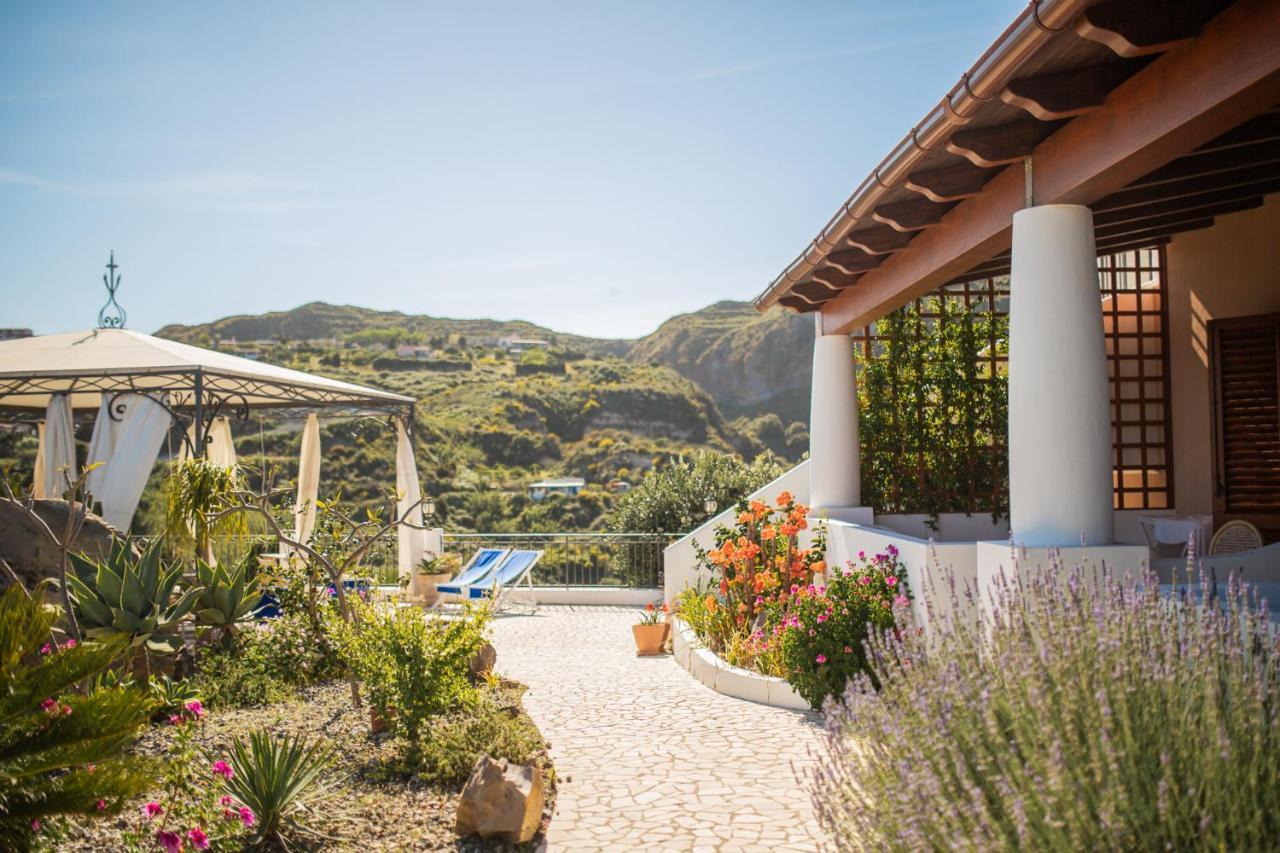 B&B Villa Maristella Lipari  Exterior photo