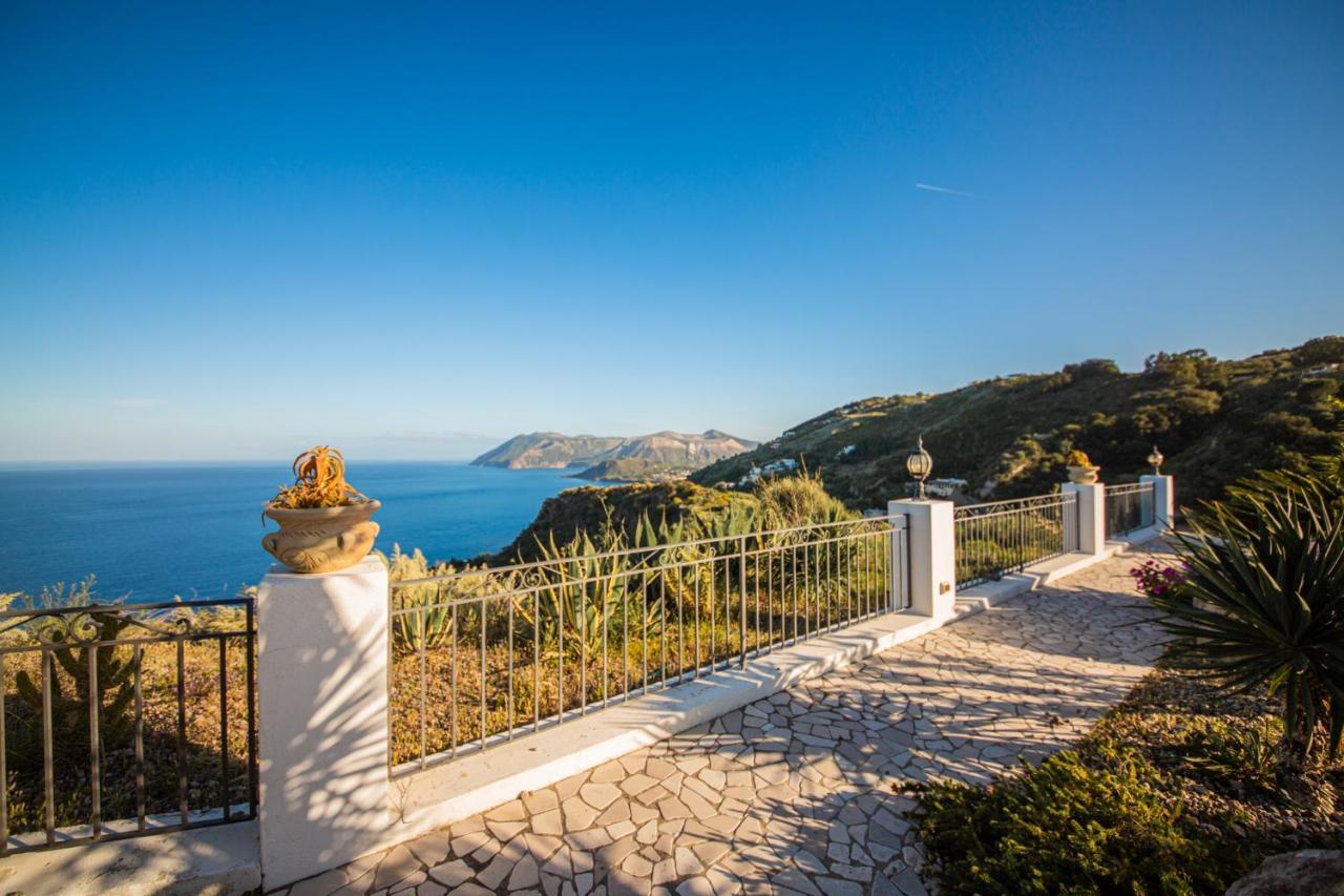 B&B Villa Maristella Lipari  Exterior photo